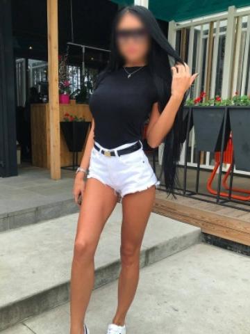 Клавдия Спортивная Брюнетка фото 2